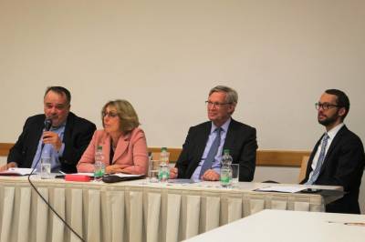 Politiktalk mit Politikern aus Bund, Land und Stadt Frankfurt bei der CDU Dornbusch am 12.09.2017. Hier im Bild(v.l.): Prof. Dr. Matthias Zimmer MdB, Christian Loizides, Dr. Ralf-Norbert Bartelt MdL und Stadtrat Jan Schneider (CDU-Kreisvorsitzender)