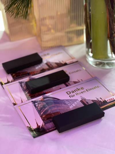 Prsente fr die geehrten langjhrigen Mitglieder der CDU Dornbusch