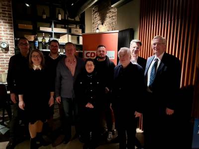 Vorstandsmitglieder mit dem Landtagsabgeordneten Dr. Bartelt