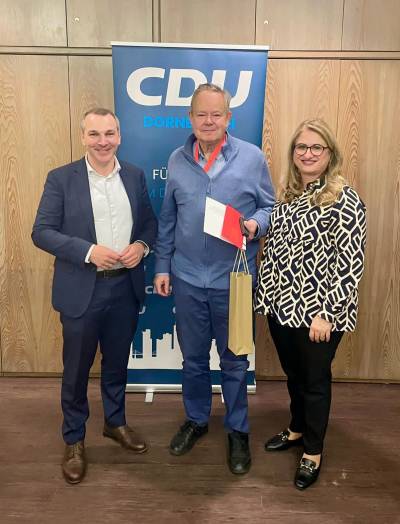 Ehrung von Friedrich Hesse fr sein jahrzehntelanges Engagement in der Partei