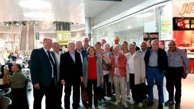 Die Besuchergruppe der CDU Dornbusch am Frankfurter Flughafen 